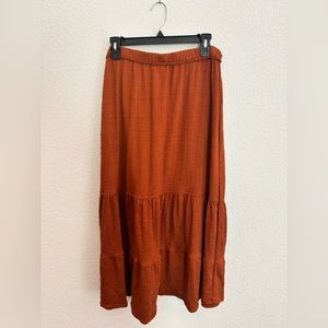 Max Studio Solid Tiered Women's Maxi Skirt